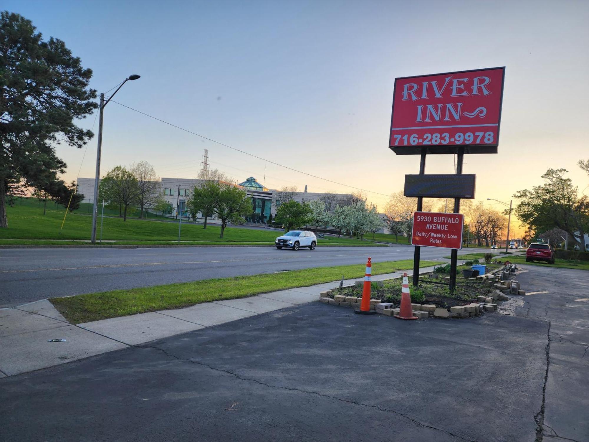 River Inn By Niagara Falls Esterno foto
